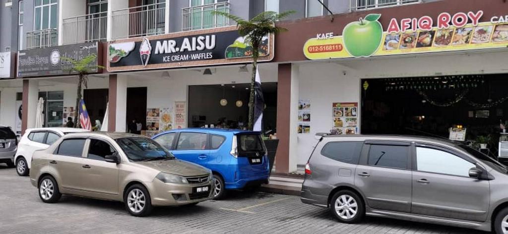 My Homestay N16 (14 pax) @ Golden Hills Night Market photo 3