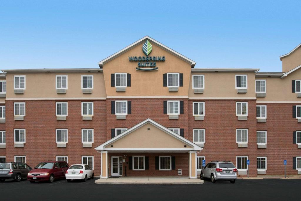 WoodSpring Suites St Louis Arnold photo 1