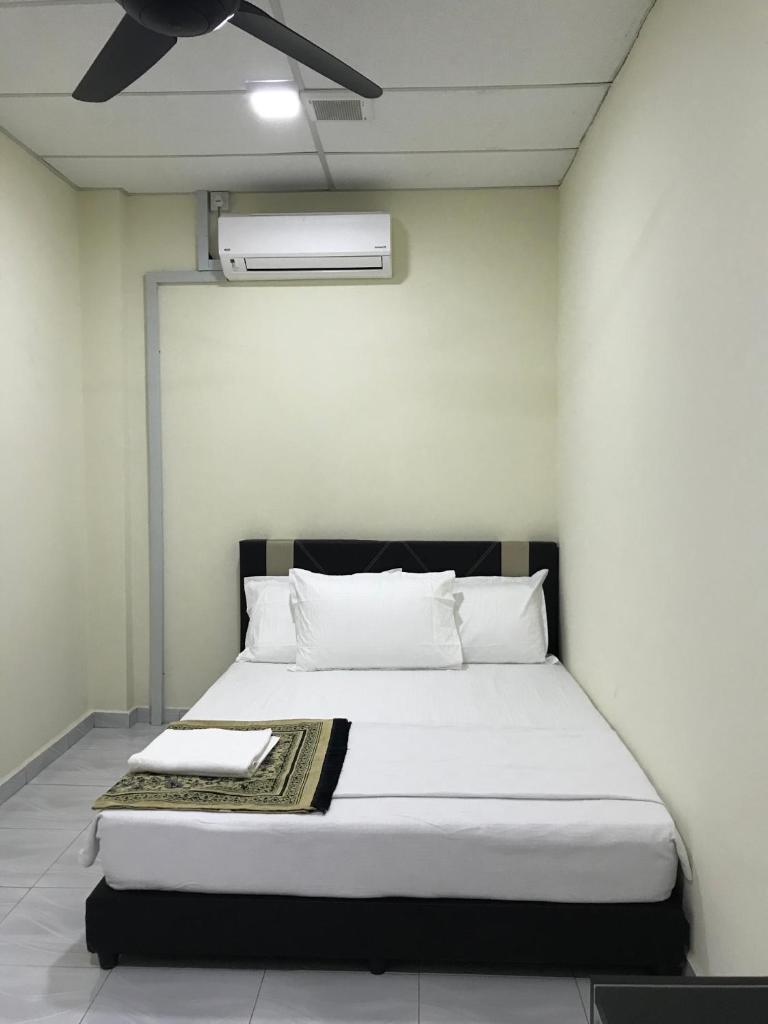 Ilham Bonda 2 Homestay photo 4