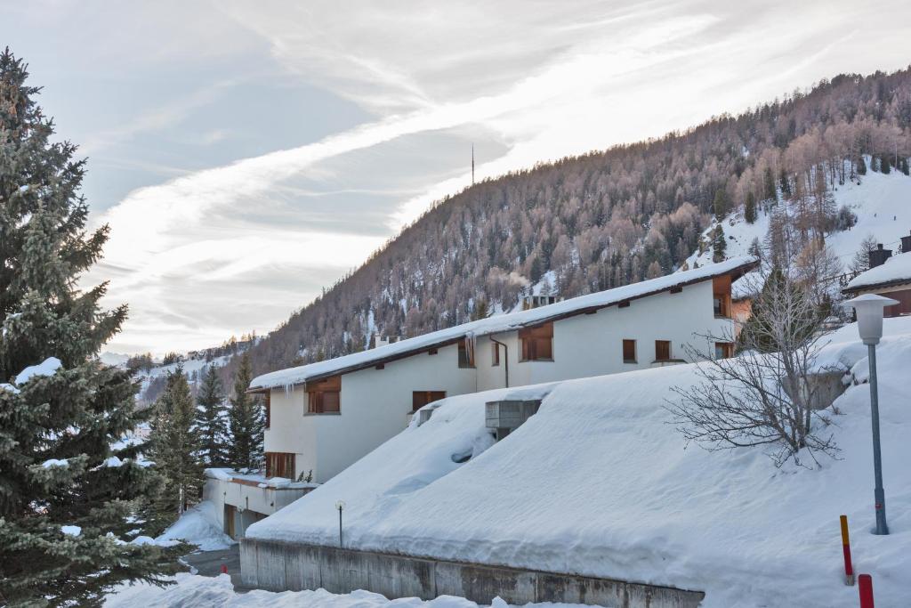 Chesa Sarvit - Celerina photo 1
