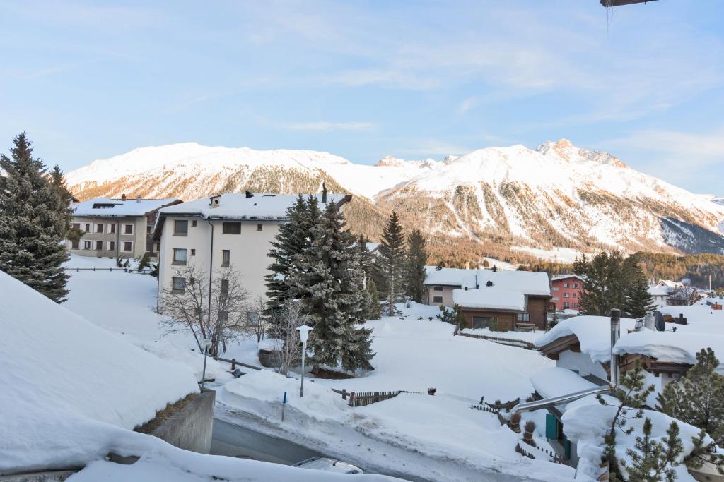 Chesa Sarvit - Celerina photo 2
