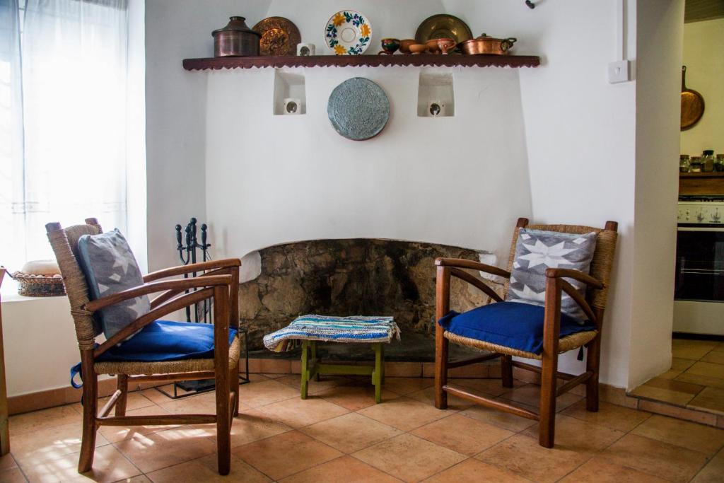 Cecilias Courtyard photo 4