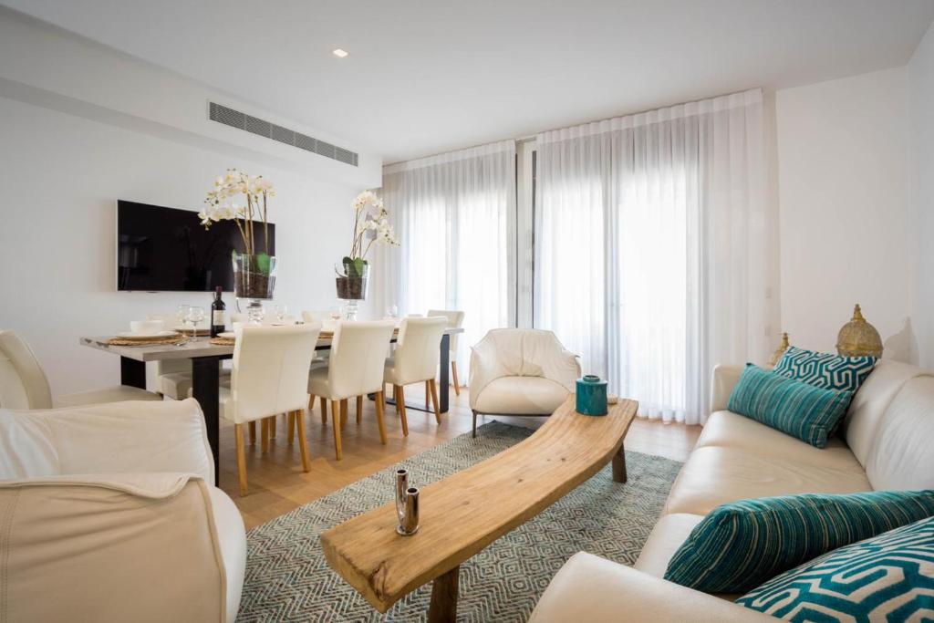 Rav Kook Luxury Complex - 4BDR photo 1