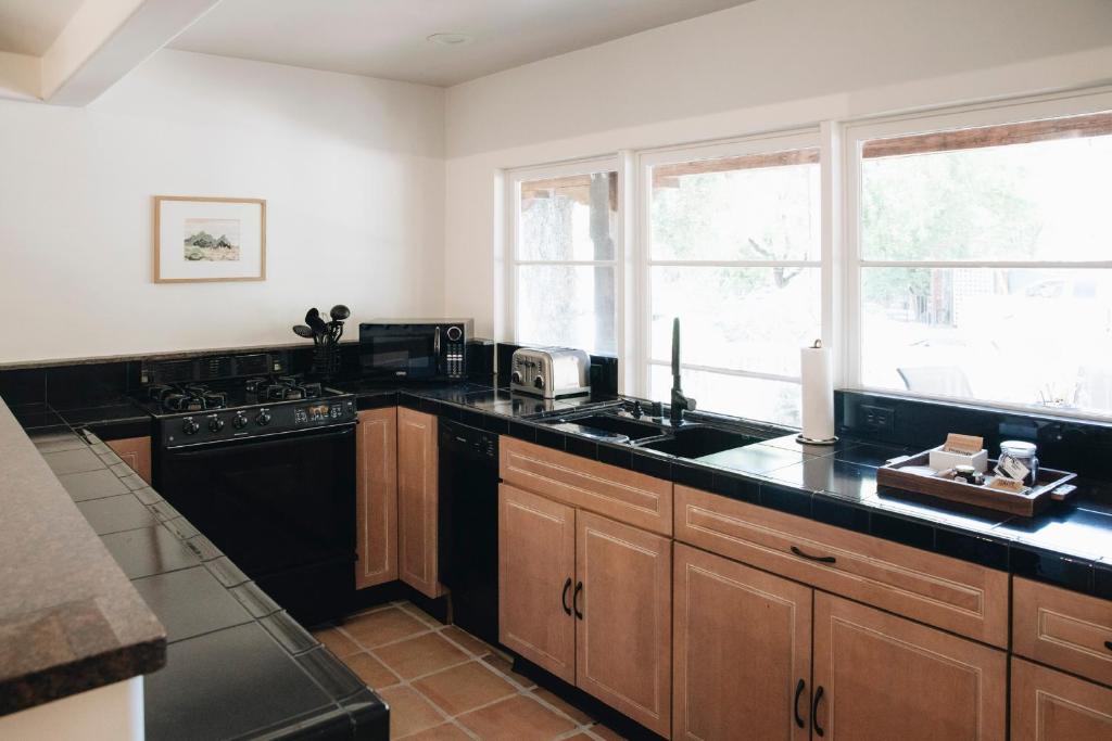 Cottage Inn & Spa photo 4