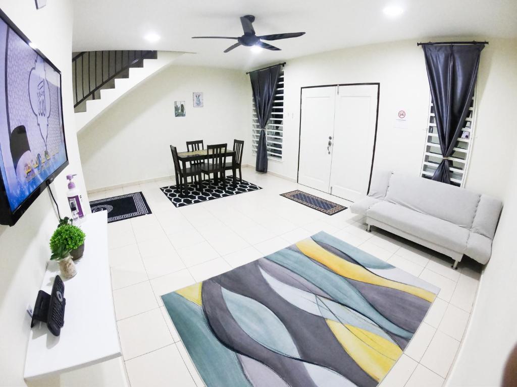 AYNA Homestay 5 minutes to Marang Jetty photo 1
