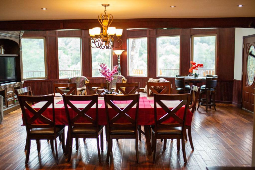 Riverfront Property with Waterfalls near Yosemite and Bass Lake photo 2