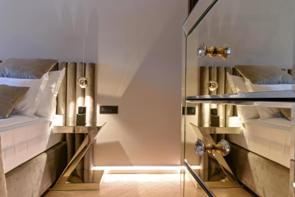 Lumiere Luxury Rooms photo 3