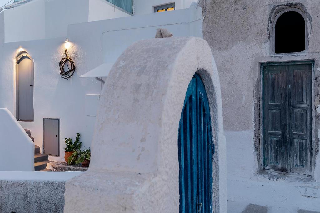 I-Sol, Santorini