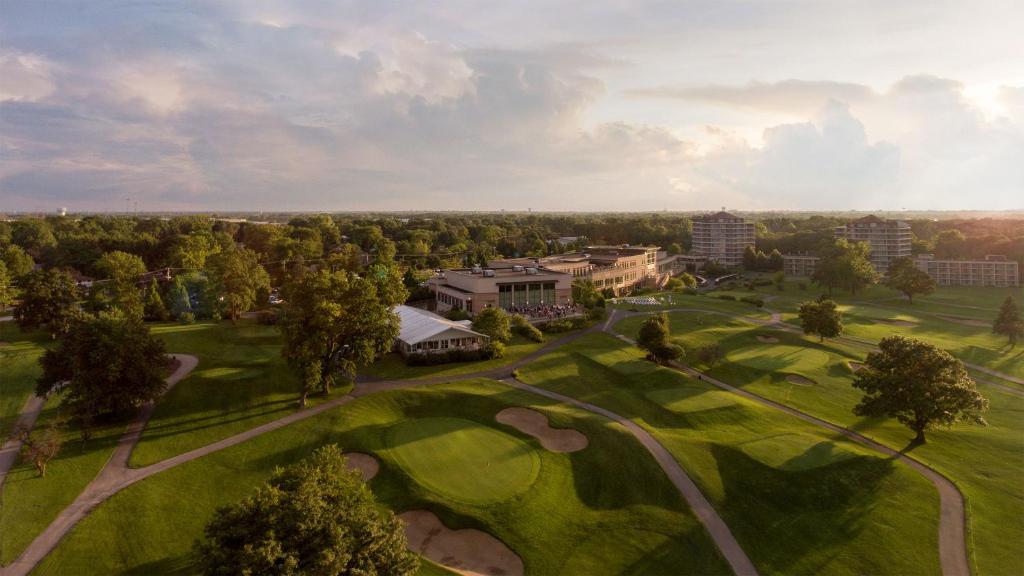 Eaglewood Resort and Spa image