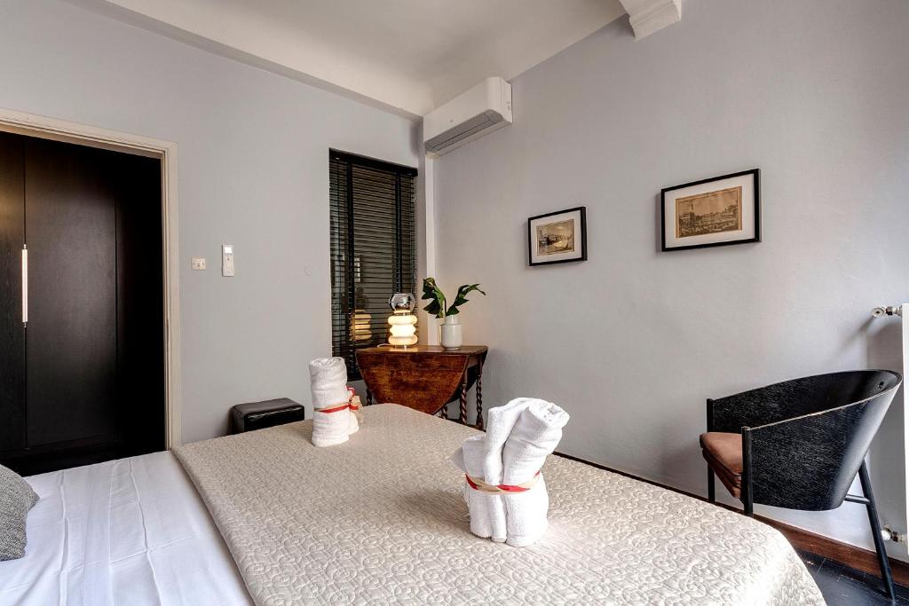 San Niccolo Apartment by Mamo Florence