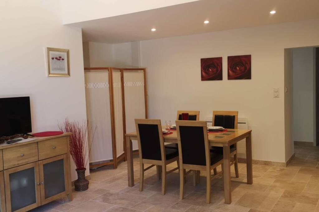 Gîte 2 chambres dans vieux prieuré près de Carcassonne - Ruby photo 1