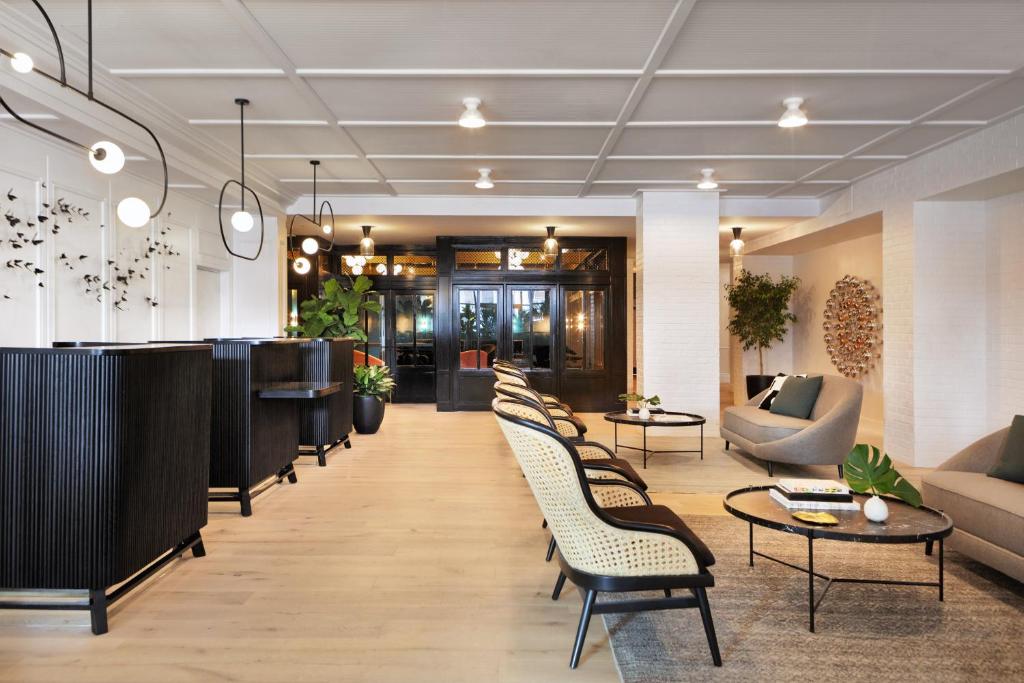 Kimpton Hotel Fontenot, an IHG Hotel image