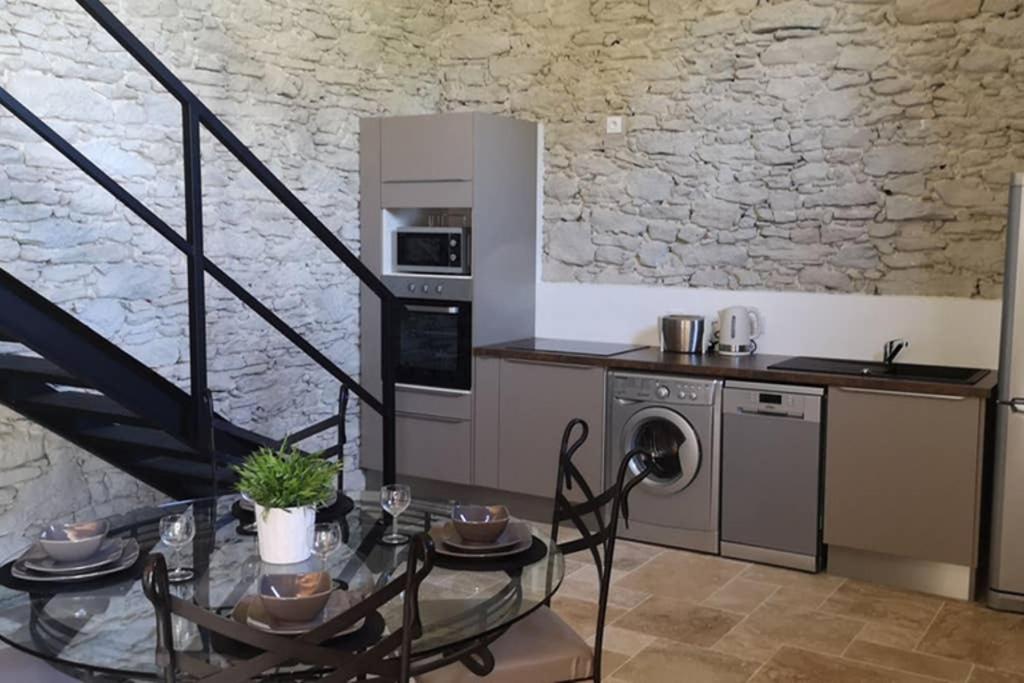 Gîte dans vieux prieuré près de Carcassonne - Diamond photo 2