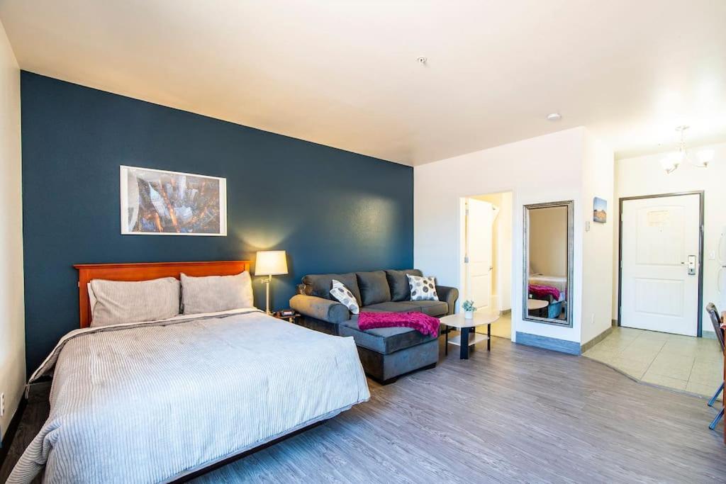 Vistas 115 - Modern Luxury amenities sleeps 4 image