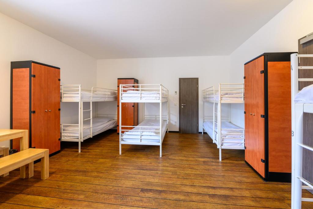 Апартаменты (Апартаменты на 8 человек), Cologne downtown Hostel