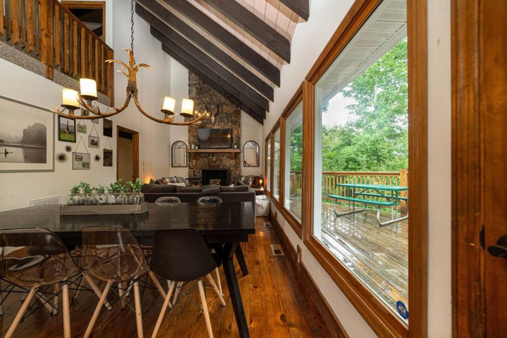 A Smoky Mountains Retreat - Chalet de Montagne photo 2