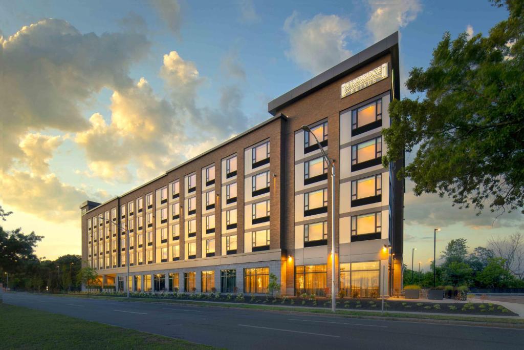 Staybridge Suites - Boston Logan Airport - Revere, an IHG Hotel photo 4
