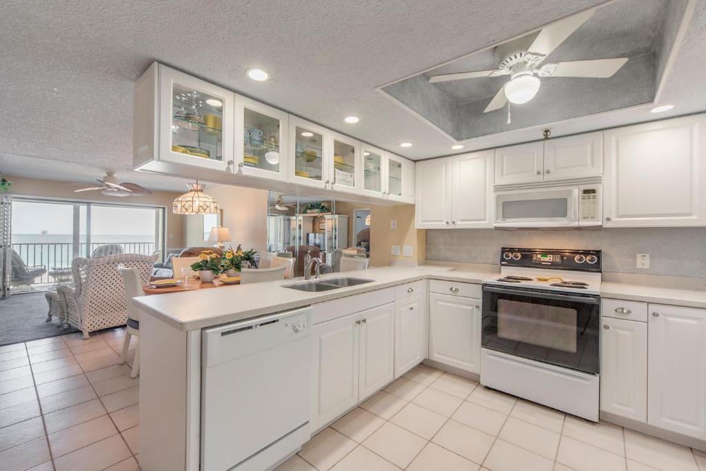 #210 Beach Place Condos image