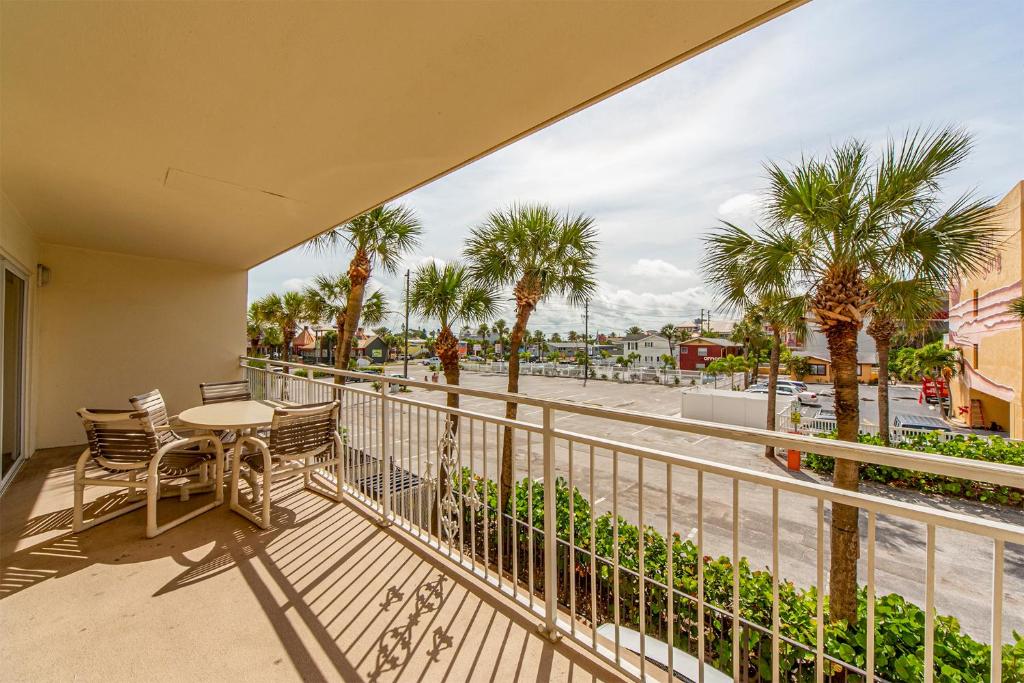 106 Madeira Norte Condo image