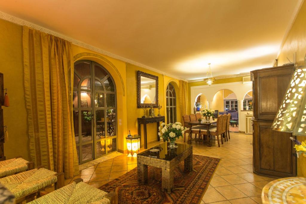 Villa les Oliviers - A setting of tranquility photo 3