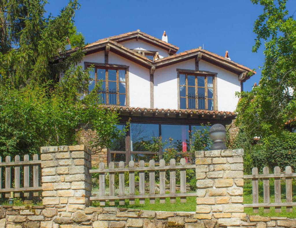 Viviendas Rurales El Covaju
