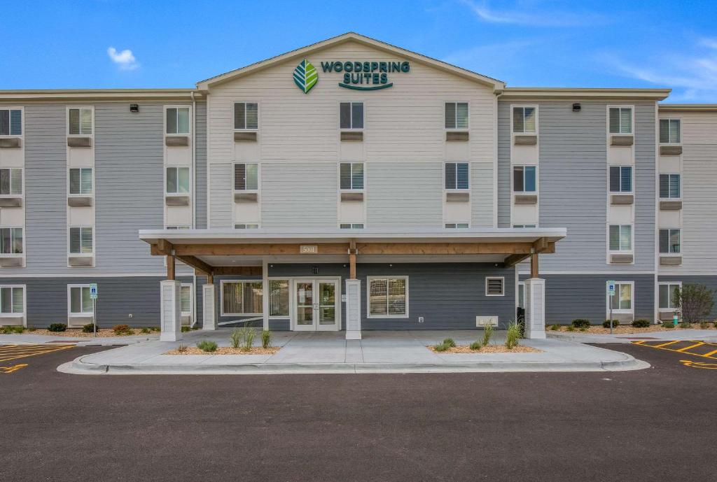 WoodSpring Suites Chicago Midway image