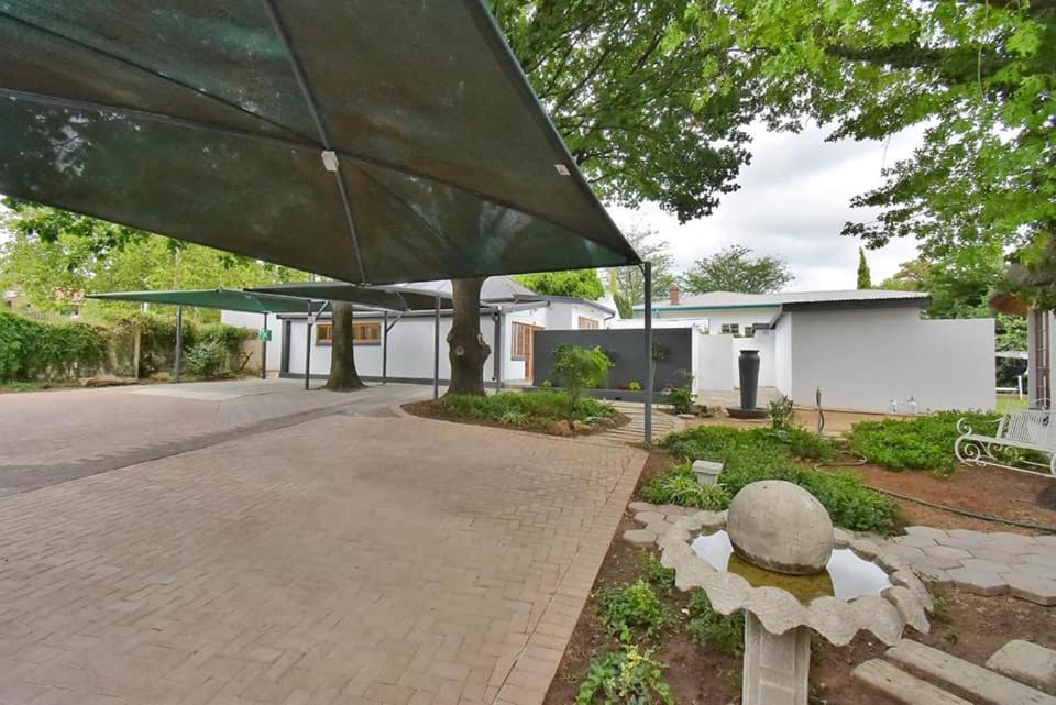De Witte Huis photo 1