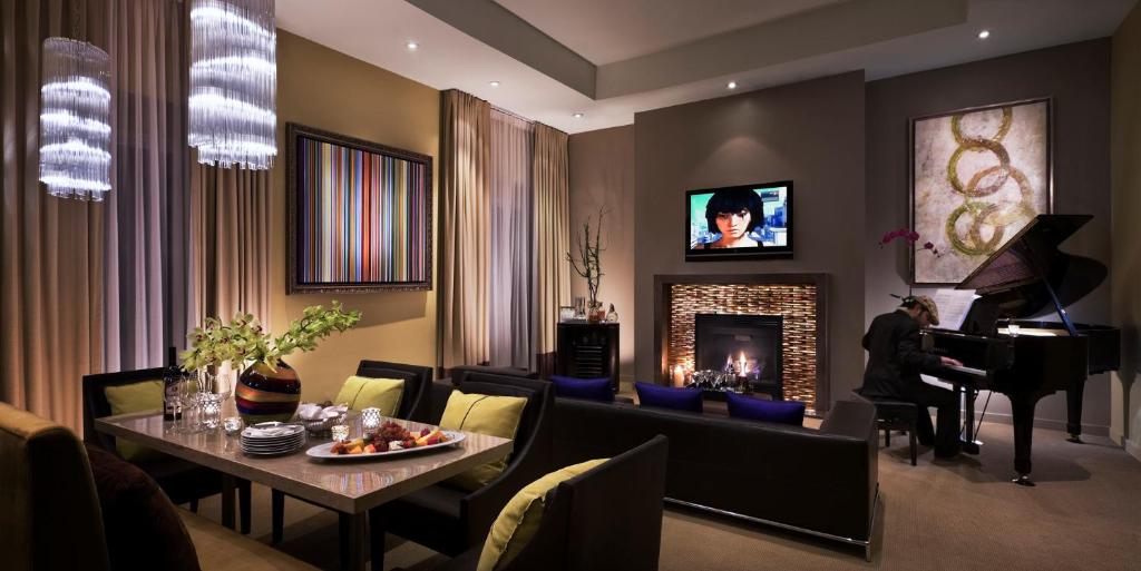 Трехместный (Вилла «Гранд Делюкс» с одной спальней), Sunset Marquis Hotel