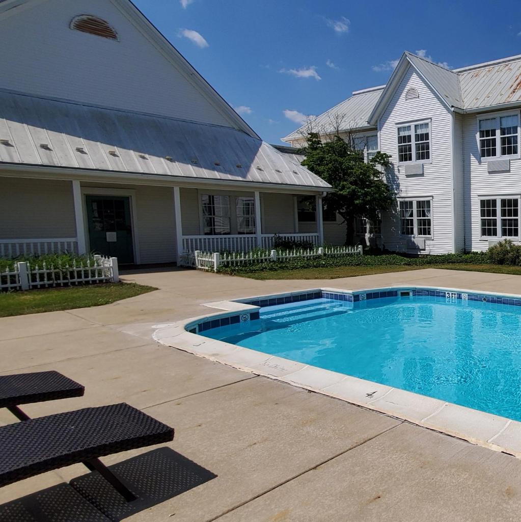 Amish Inn photo 4
