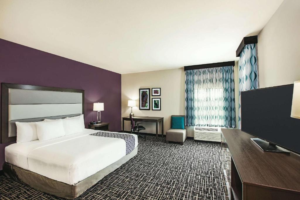 La Quinta by Wyndham McAllen La Plaza Mall photo 1