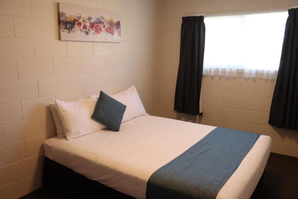Victoria Apartments photo 3