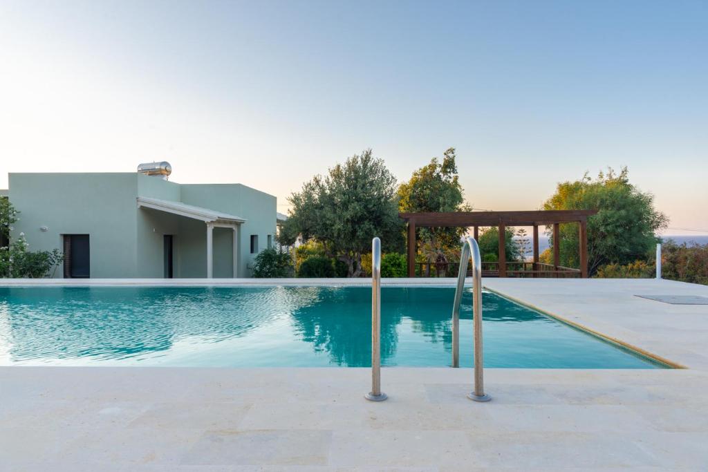 NEW - Villa Manika - 3BR 3BA Pool photo 4