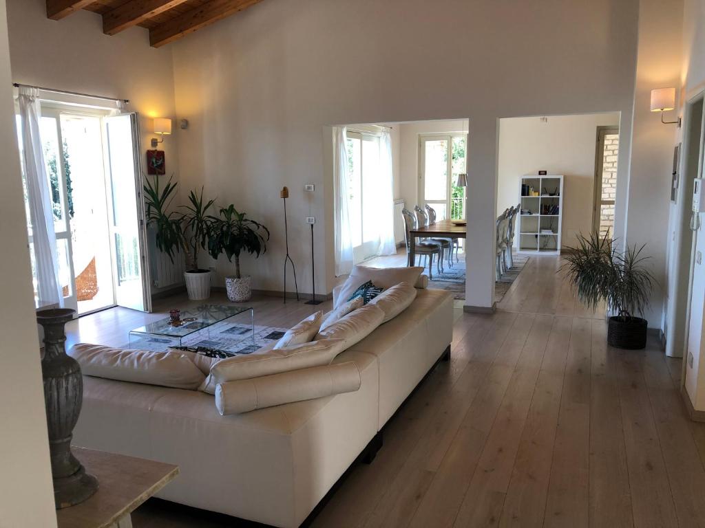 Villa degli Ulivi photo 3