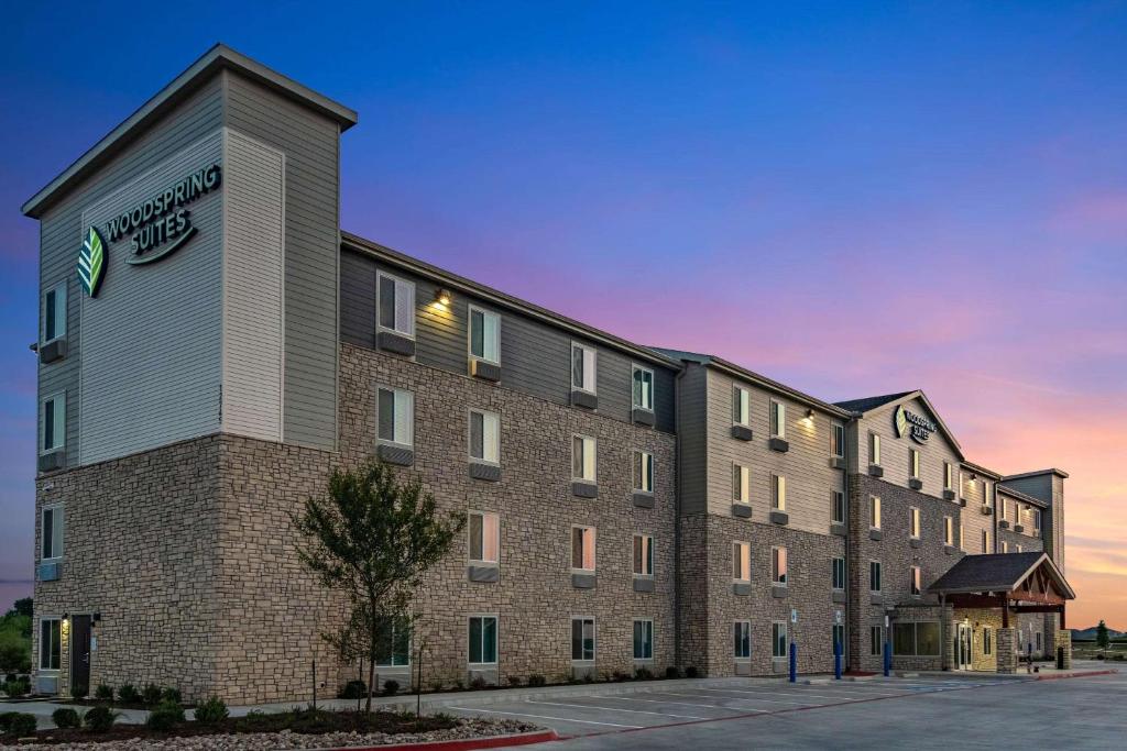 WoodSpring Suites North Ft Worth Alliance TX Speedway photo 3