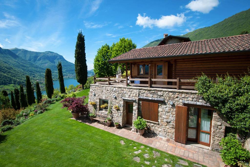 chalet in legno photo 3