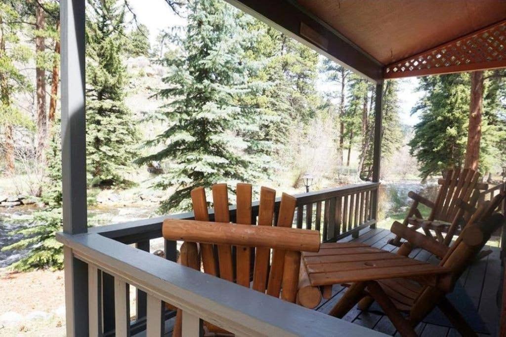Riverfront Mountain Cottage Retreat photo 4