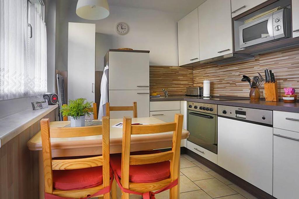 H&H Apartment im Herzen der Stadt Nr 29-Henning mit Balkon photo 3
