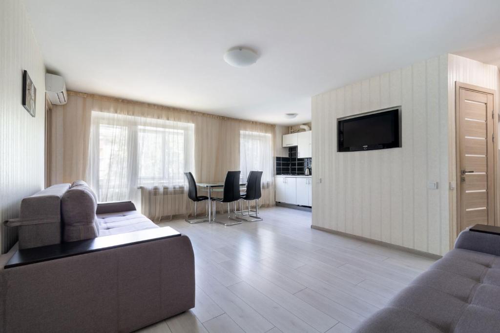 City Center 2-bedroom apartment photo 1
