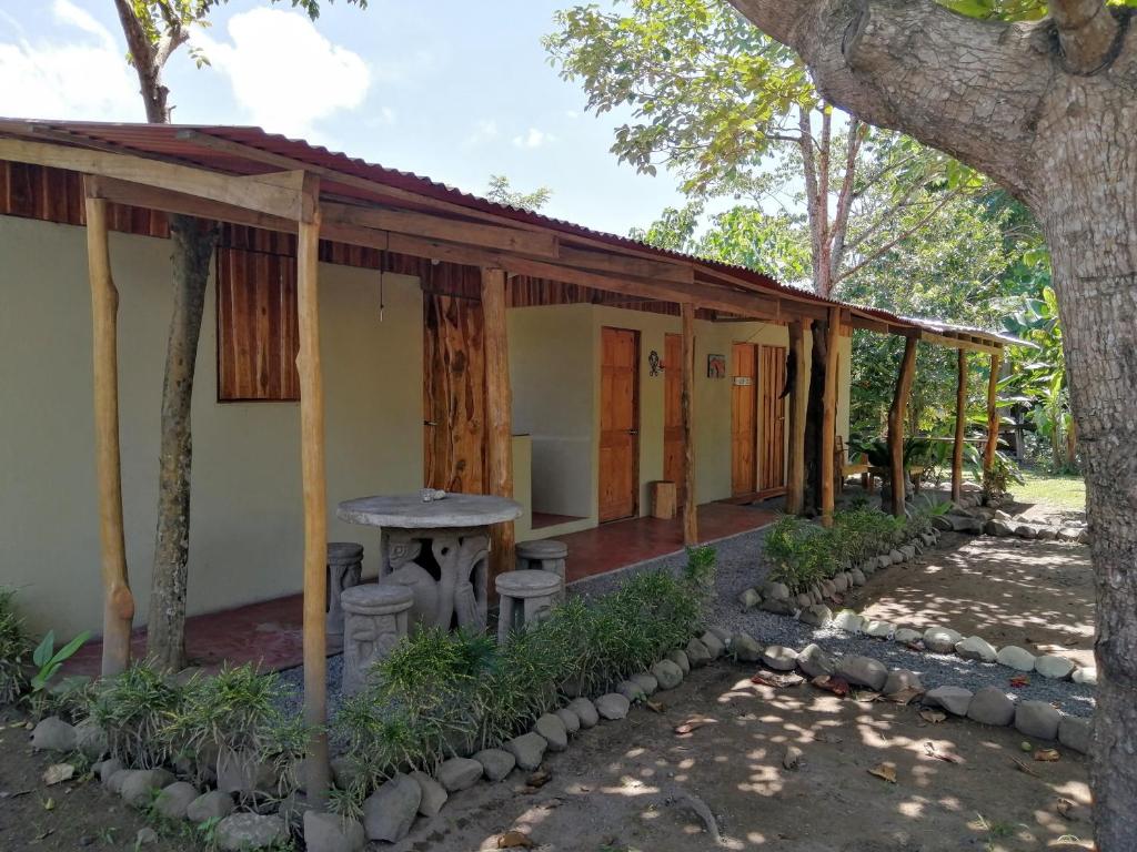 El Gecko Hotel & Tours photo 1