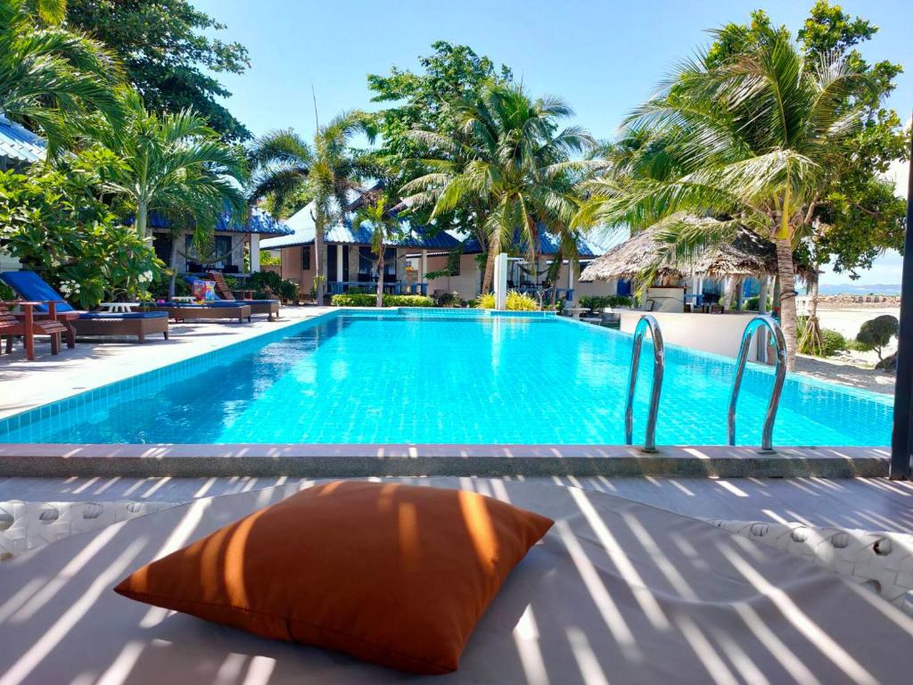 Sunset Beach Villas photo 3