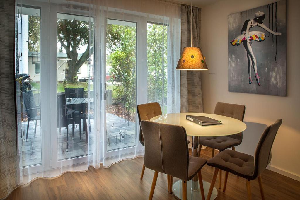 H&H Apartment im Greifswald Eldena Nr19-Jonas mit Terrasse photo 3