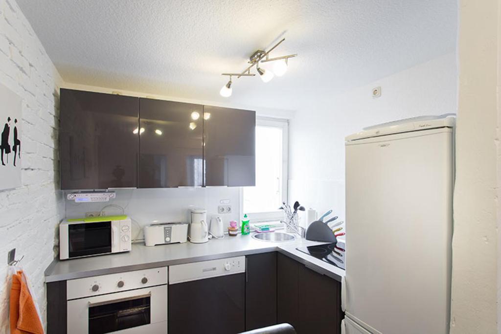 H&H Apartment im Herzen der Stadt Nr 17-Karl mit Küche, Wohnzimmer und Esstisch photo 3