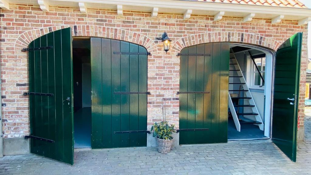 Studio Burg.bosselaarstraat photo 2