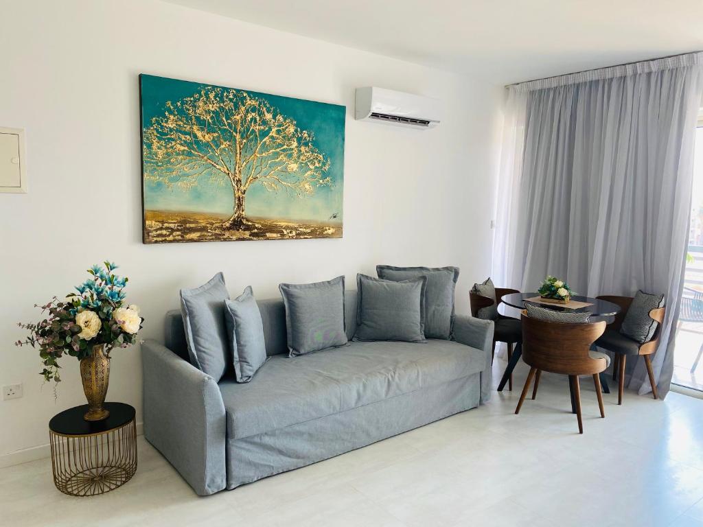 Eleonora Hotel Apartments photo 3