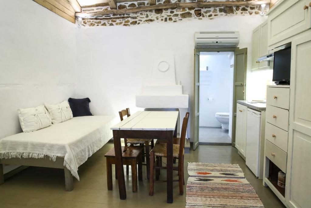Ghermaniko Guesthouse photo 4