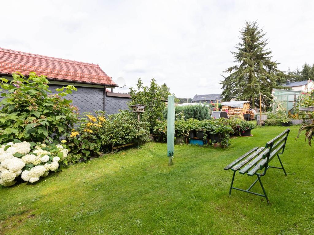 Cozy Apartment in Altenfeld with Garden photo 4