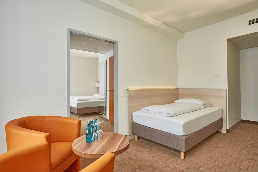 Сьюит (Полулюкс), H+ Hotel Berlin Mitte