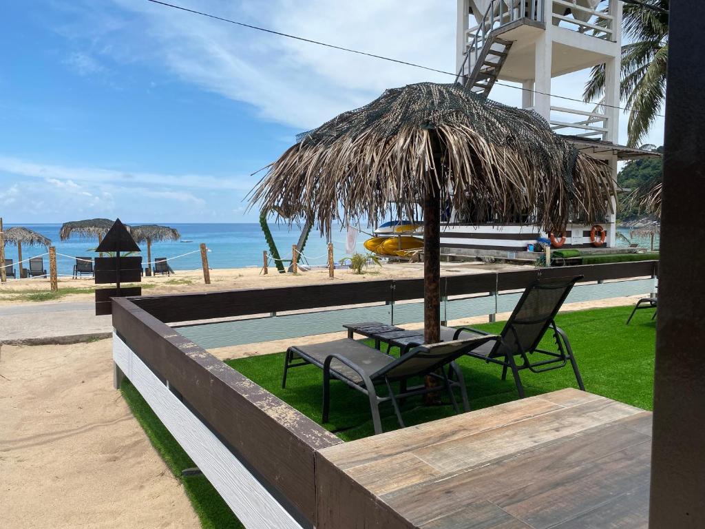 The Barat Tioman Beach Resort photo 2