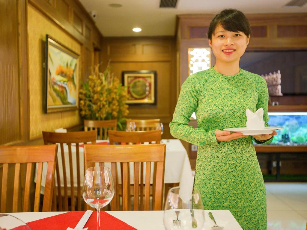 ĐỨC TRỌNG HOTEL