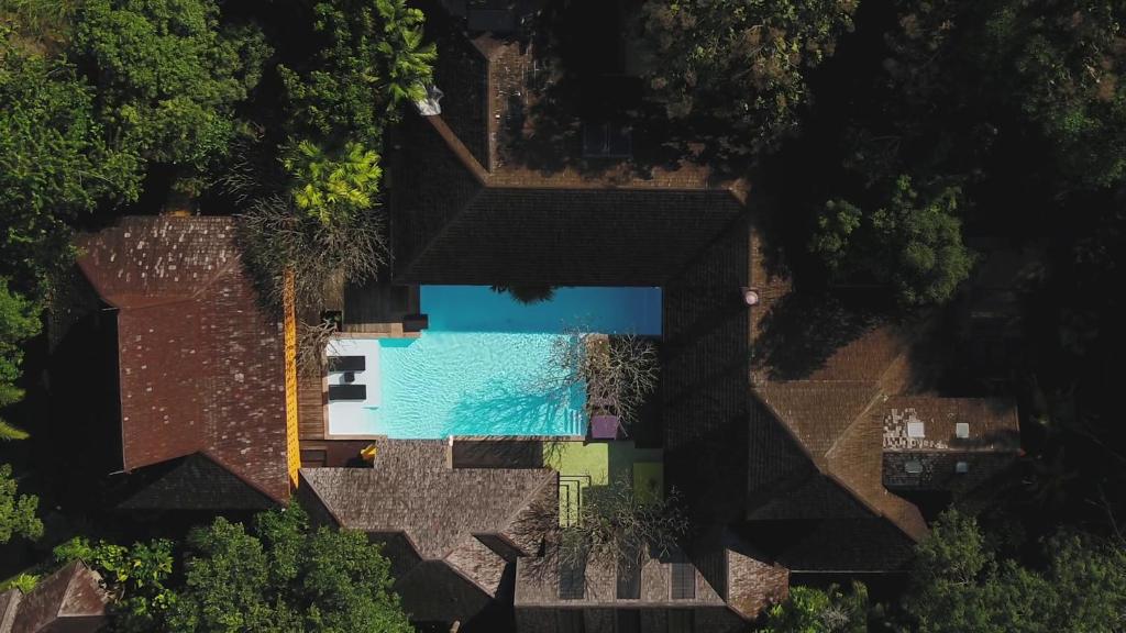 Chandra Residence photo 2